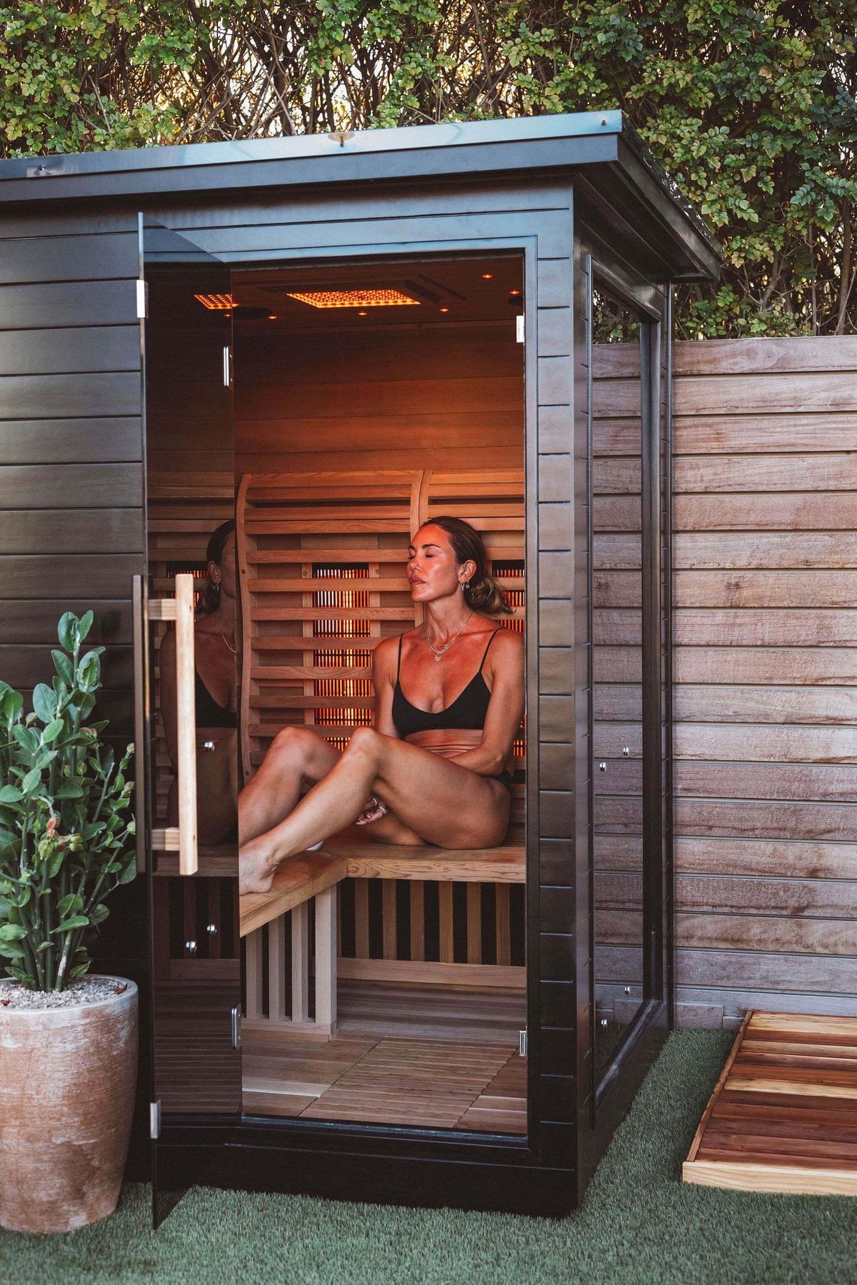 Sun Home Luminar™ Outdoor 2-Person Full Spectrum Infrared Sauna - Image 9